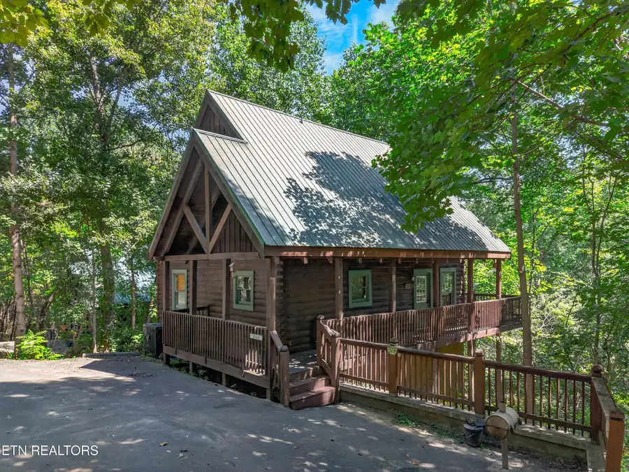 550 Wildwood Forest Way #UNIT 5, Sevierville, TN 37876 - #2