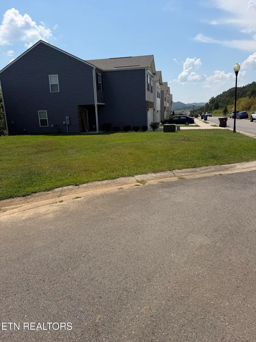166 Harbour Pointe Lane, Oak Ridge, TN 37830 - #3