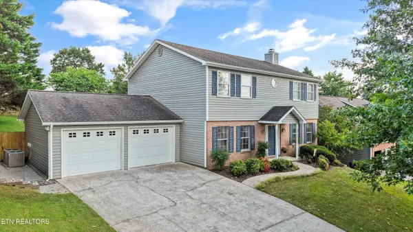 8022 Maple Run Lane, Knoxville, TN 37919