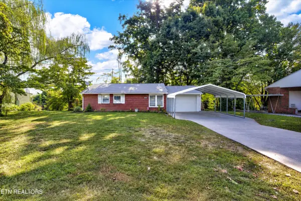 3720 Orangewood Rd, Knoxville, TN 37921