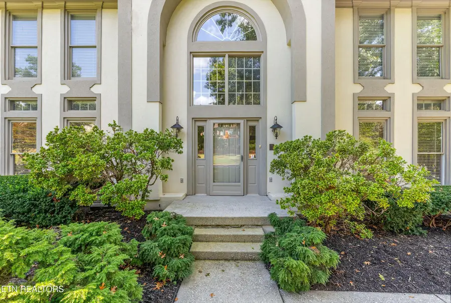 7324 Parliament Drive, Knoxville, TN 37919 - #2