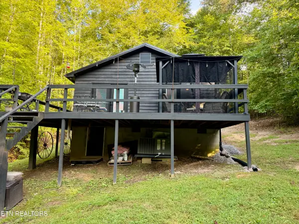 204 Black Fox Rd, Washburn, TN 37888