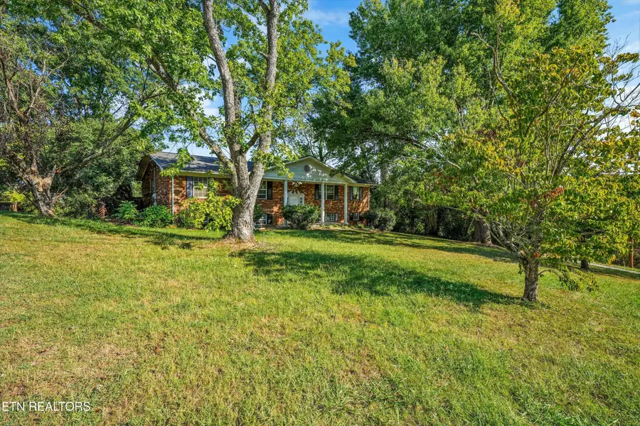 1208 Scenic Hill Drive, Louisville, TN 37777 - #2