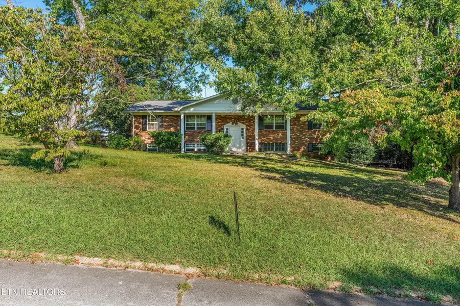 1208 Scenic Hill Drive, Louisville, TN 37777 - #3