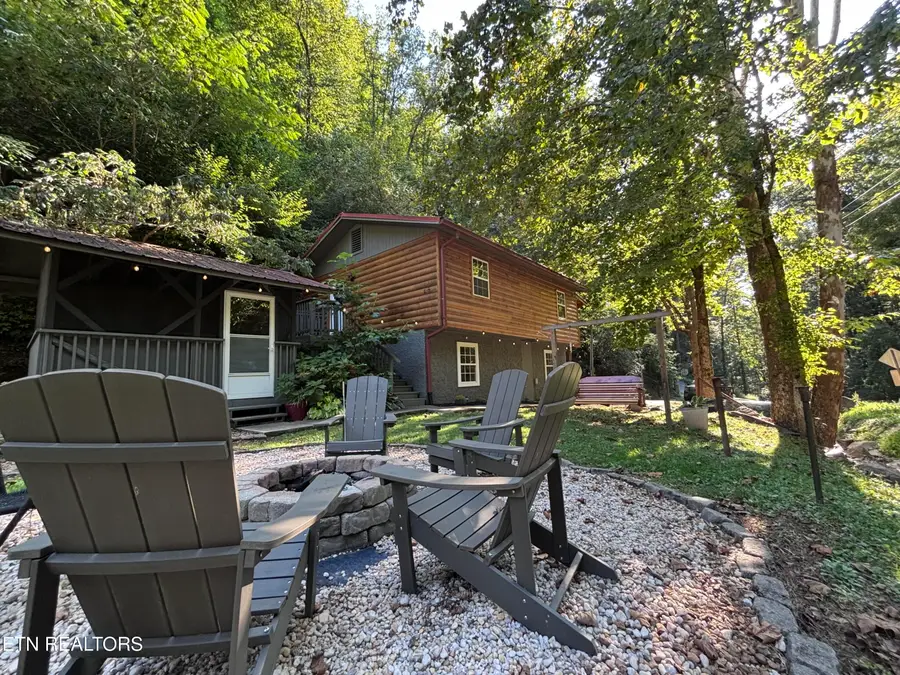 402 King Branch Rd, Sevierville, TN 37876 - #2