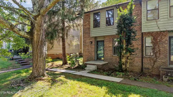 617 Idlewood Lane #D, Knoxville, TN 37923