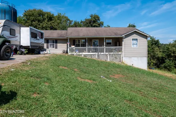 885 N Ridgecrest Rd, Luttrell, TN 37779
