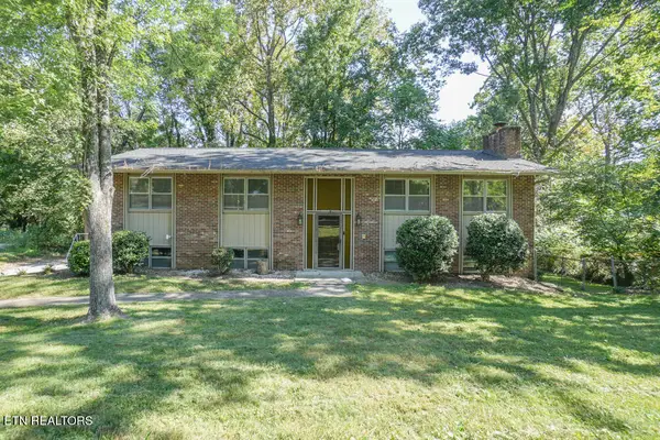 1232 Wallingford Rd, Knoxville, TN 37923