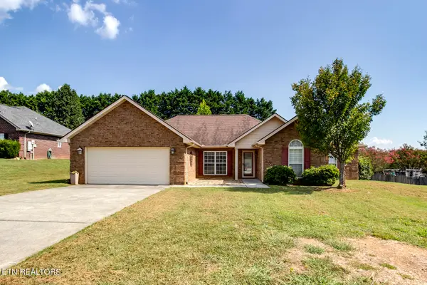 250 Edinburgh Drive, Lenoir City, TN 37771