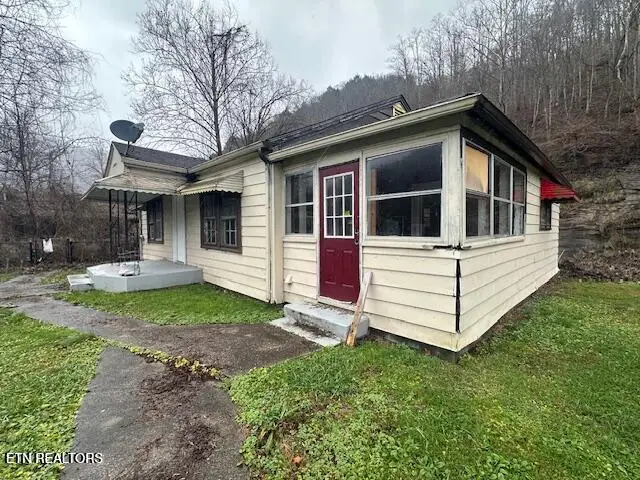 13086 Ky-38, Evarts, KY 40828 - #2