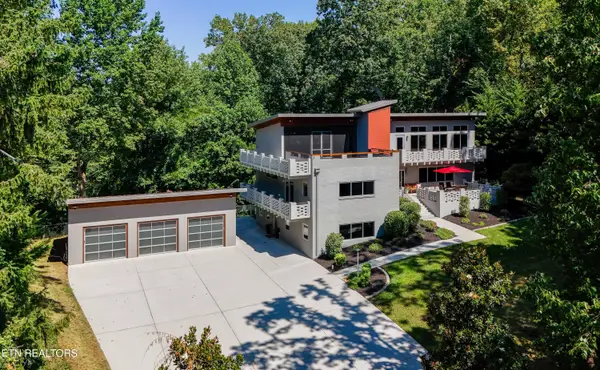 3305 Bunker Hill Drive, Knoxville, TN 37920