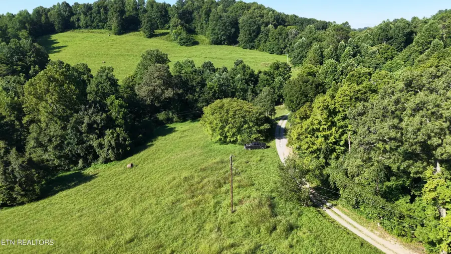 1297 Clinch River Rd, Tazewell, TN 37879 - #3