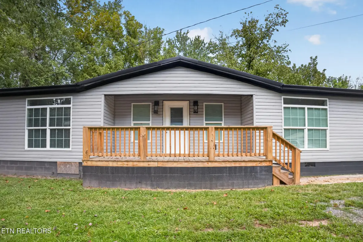 810 1/2 Rochester Ave, Middlesboro, KY 40965 - #1