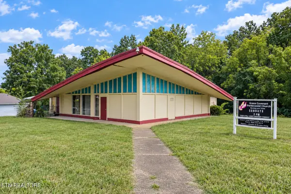 5022 Inskip Rd, Knoxville, TN 37912