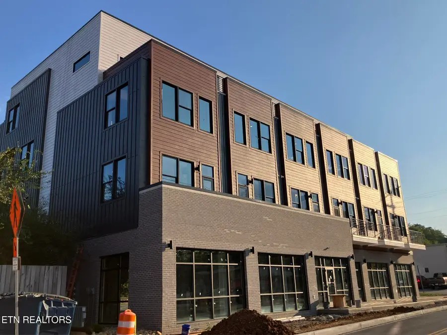 1108 Sevier Ave #203, Knoxville, TN 37920 - #3