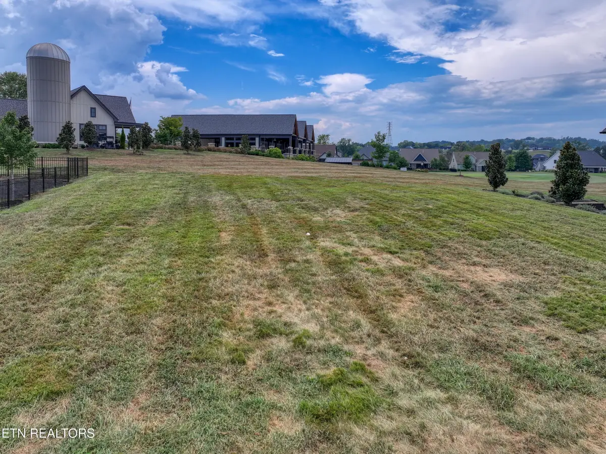 397 Old Barn Lane, Loudon, TN 37774 - #1