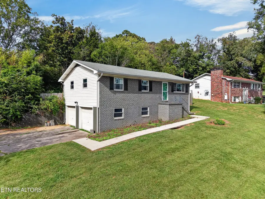 5411 Parkridge Drive, Knoxville, TN 37924 - #2
