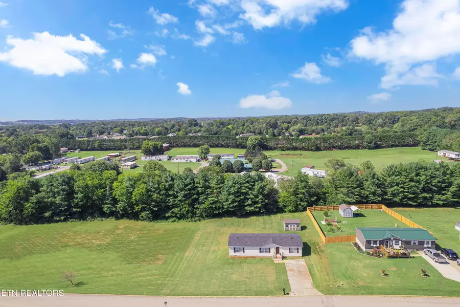 933 Ridgeview Rd, Maryville, TN 37801 - #2