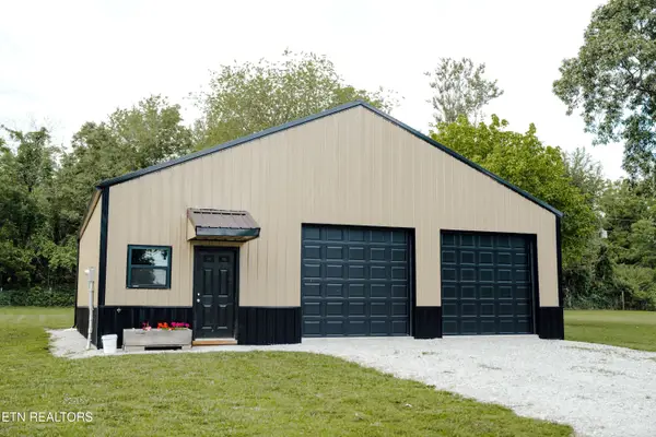 941 Pine Tree Rd, Jamestown, TN 38556