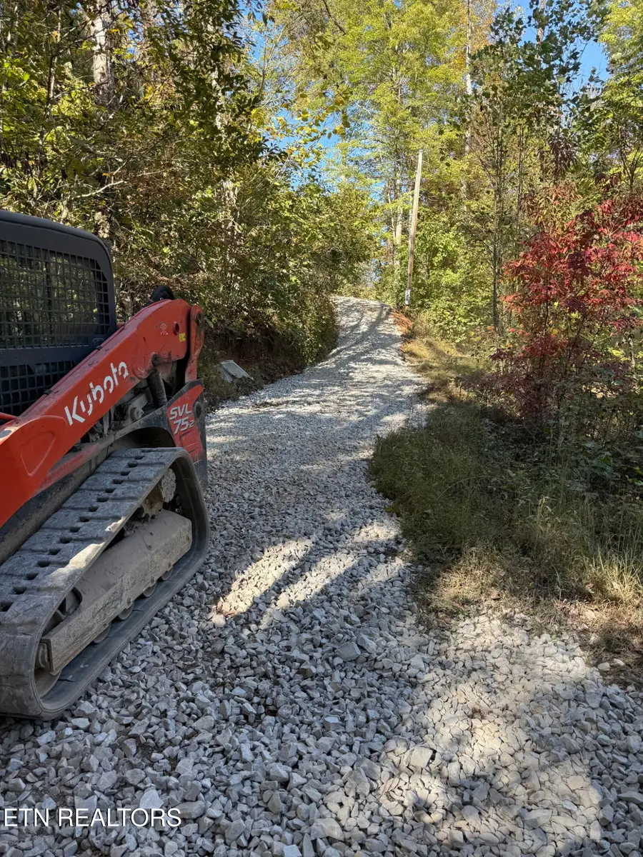 1465 King Bend Rd, Cumberland Gap, TN 37724 - #2