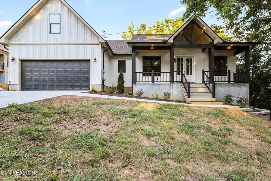 4268 Lee Rd, Knoxville, TN 37921 - #2
