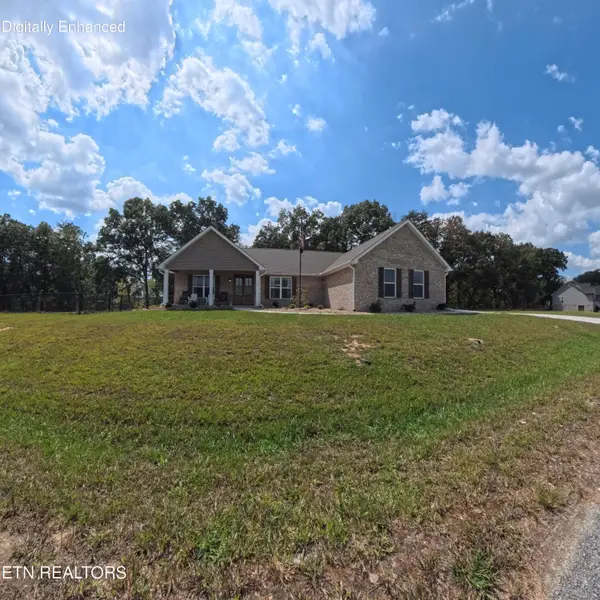 370 Estate Loop Tr, Crossville, TN 38555