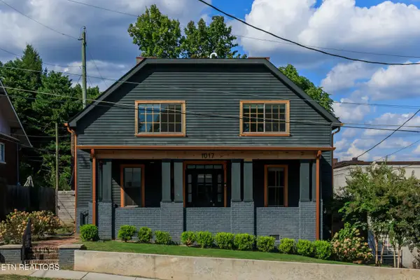 1017 Thompson Place, Knoxville, TN 37917