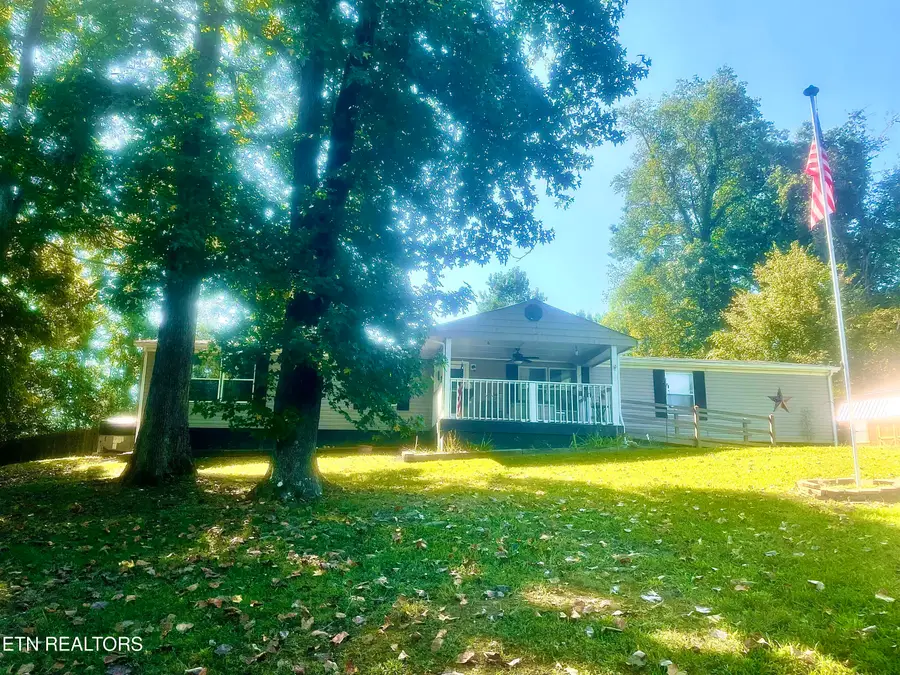 122 Holber Rd, Harriman, TN 37748 - #2
