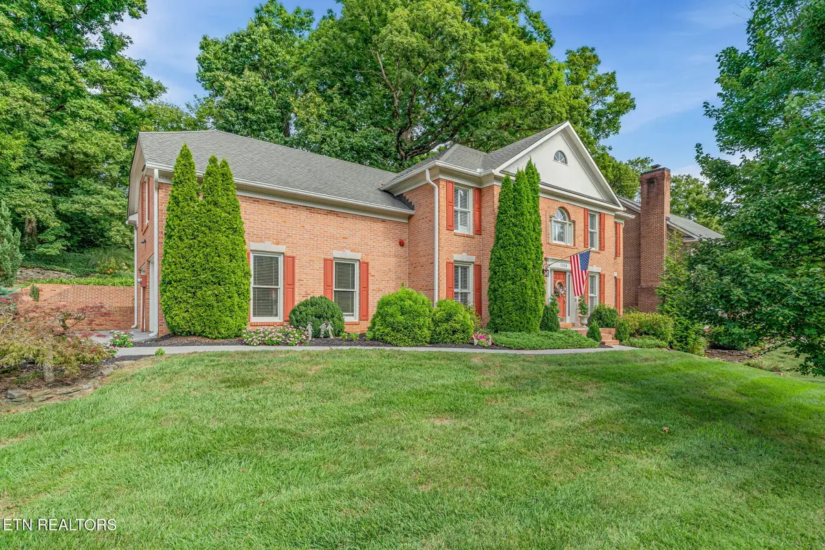 1320 Knightsbridge Drive, Knoxville, TN 37922 - #1
