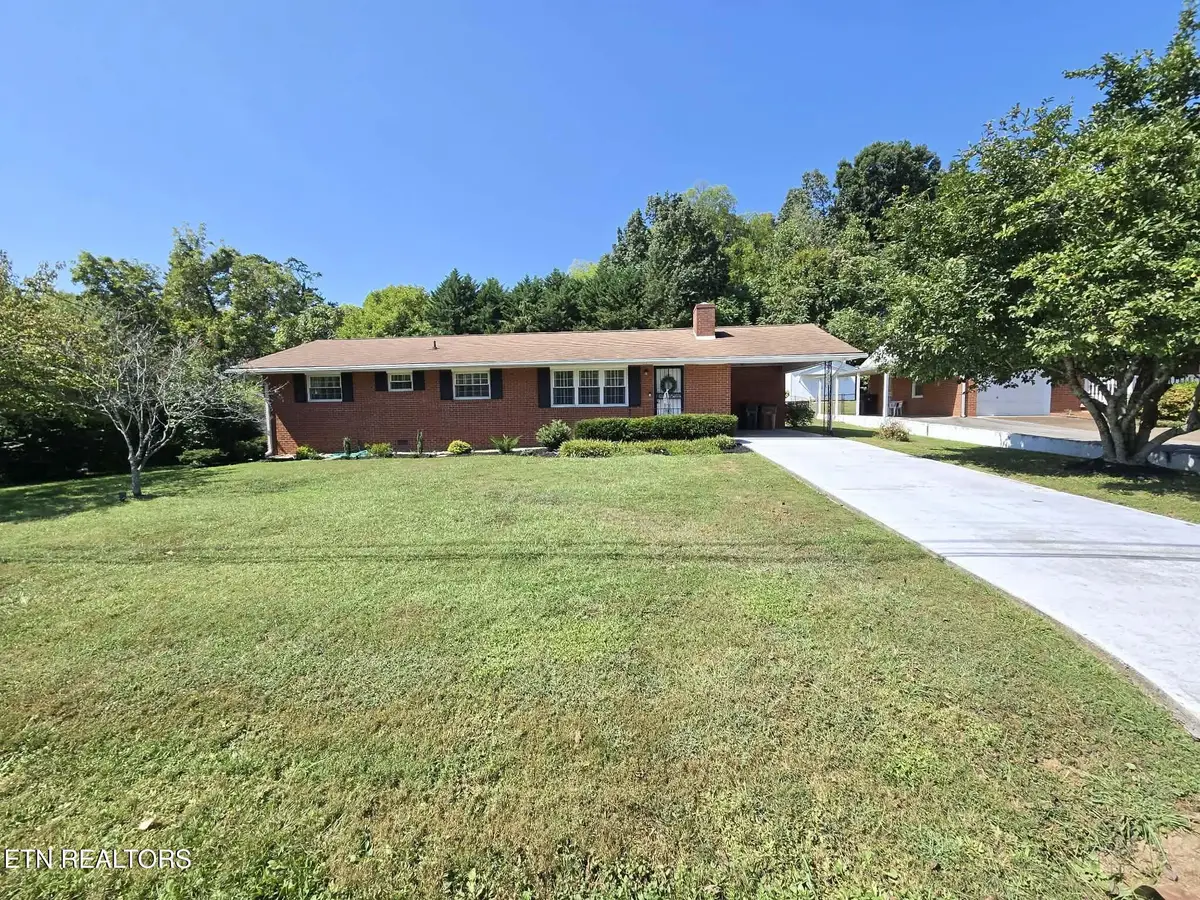 3105 Hazelwood Rd, Knoxville, TN 37921 - #1