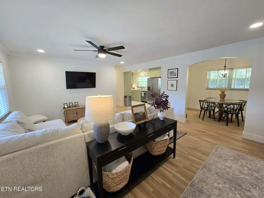 3105 Hazelwood Rd, Knoxville, TN 37921 - #2