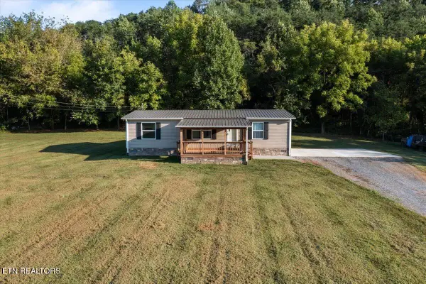 267 Evergreen Way, Mooresburg, TN 37811