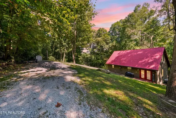 301 Bibee Lane, Caryville, TN 37714