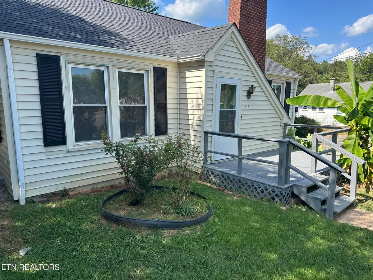 517 E Central Ave, Lafollette, TN 37766 - #1