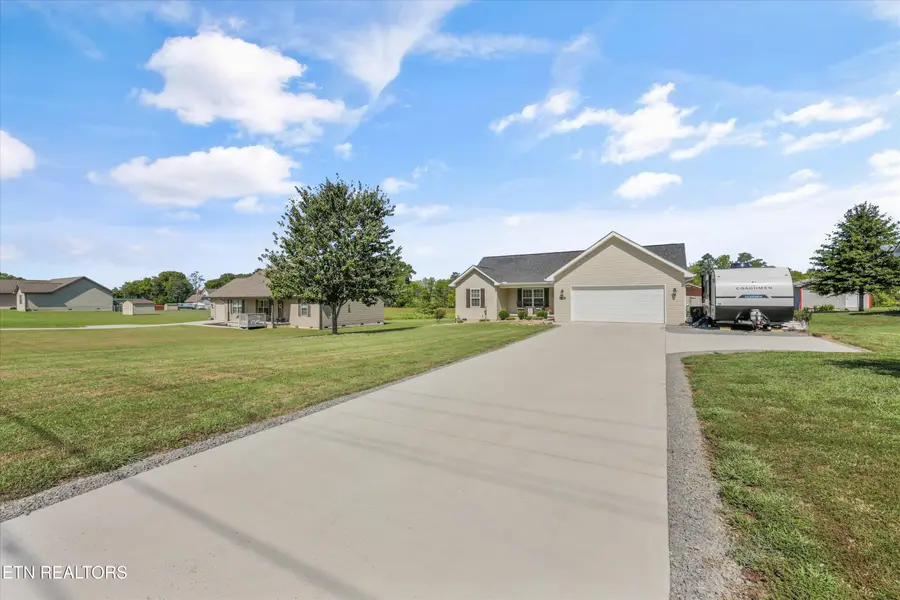 5631 Old Niles Ferry Pike, Greenback, TN 37742 - #3