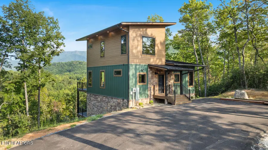 2661 Switch Back Way, Cosby, TN 37722 - #2