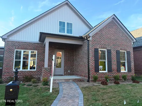 77 Royal Troon Circle, Oak Ridge, TN 37830