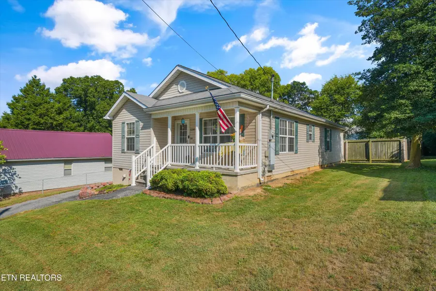 1240 Jefferson Ave, Maryville, TN 37804 - #3