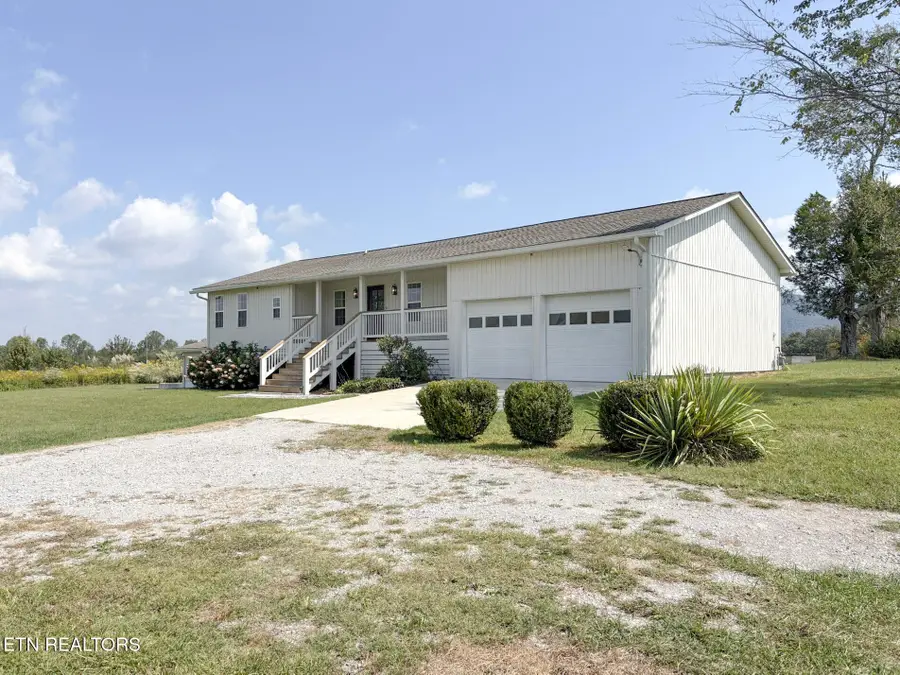 226 Ike Burgess Rd, Crossville, TN 38572 - #2
