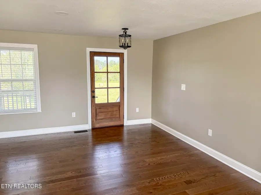 226 Ike Burgess Rd, Crossville, TN 38572 - #3