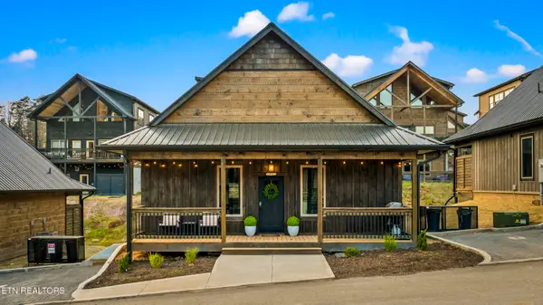 564 Warbonnet Way, Pigeon Forge, TN 37863