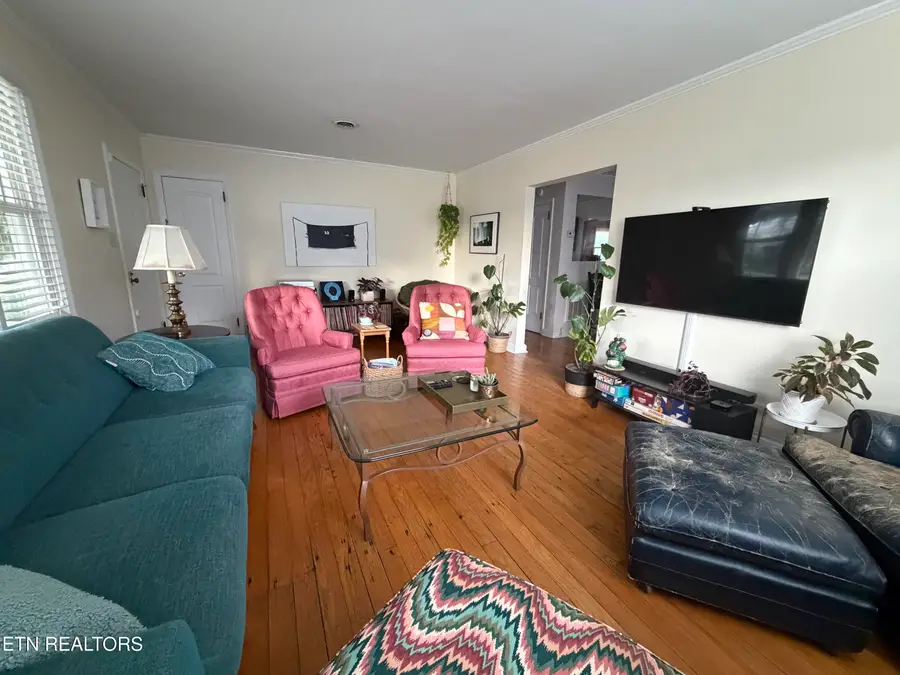 1016 Oglewood Ave, Knoxville, TN 37917 - #2