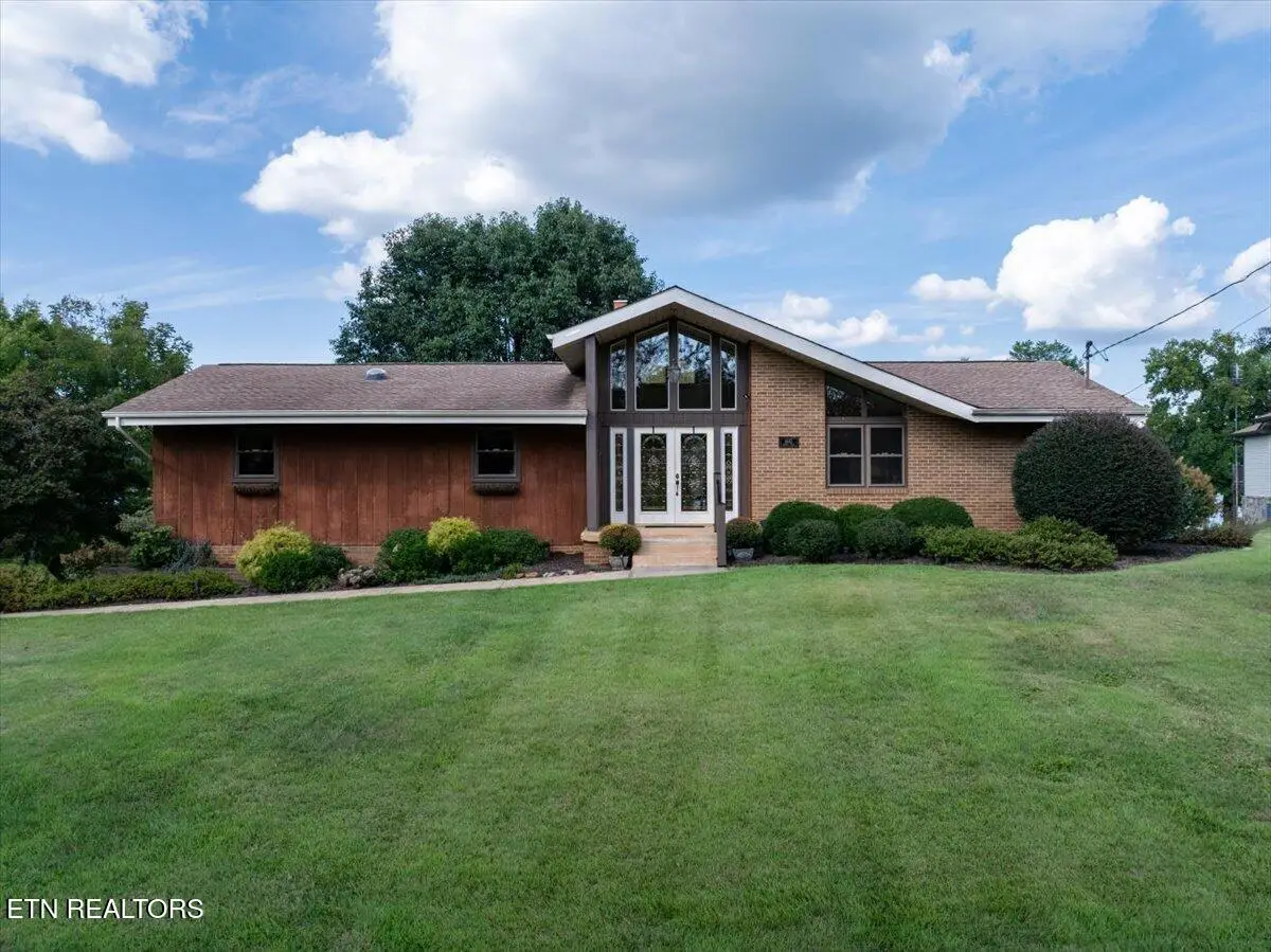 4445 Scenic Drive, Lenoir City, TN 37772 - #1