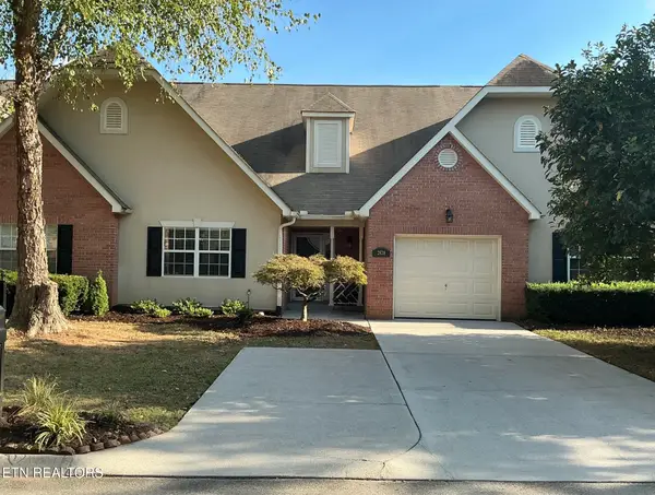 2828 Knob Creek Lane, Knoxville, TN 37912