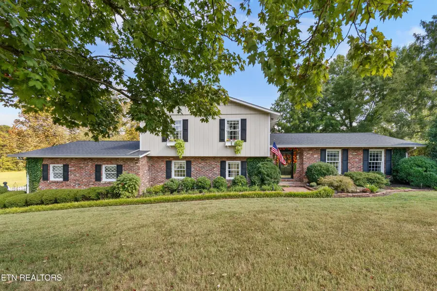 150 Raccoon Valley Rd, Powell, TN 37849 - #2