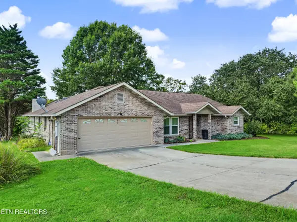 760 Gates Lane, Kodak, TN 37764