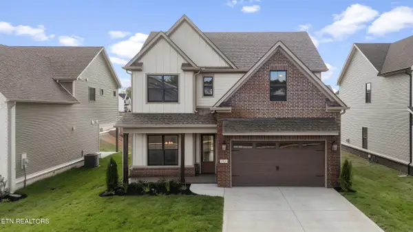 2507 Marshall Pass Rd, Knoxville, TN 37932