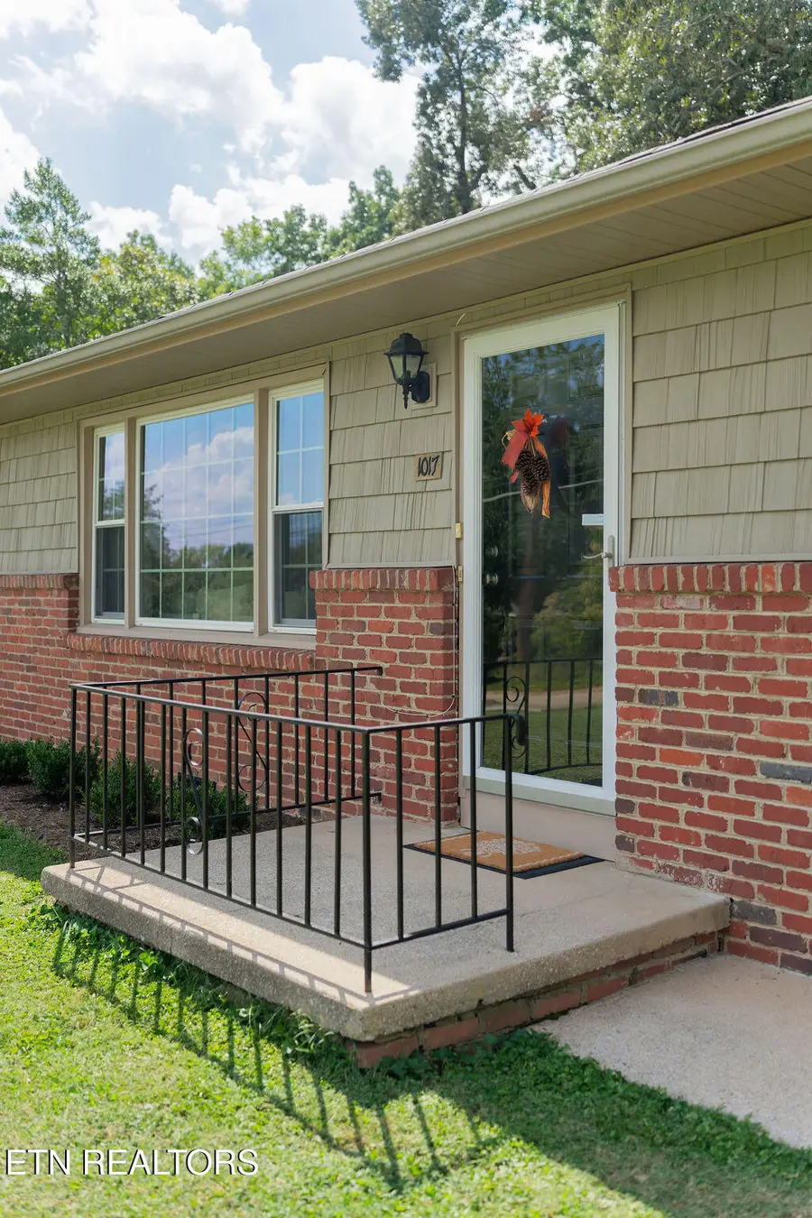 1017 W Park Drive, Knoxville, TN 37909 - #3