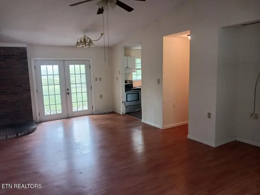 324 Oak Hill Drive, Crossville, TN 38572 - #3