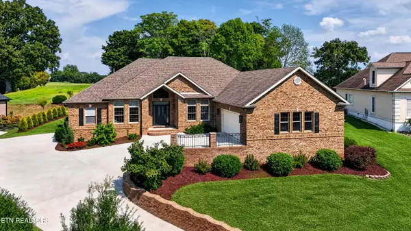 140 Pineberry Drive, Vonore, TN 37885